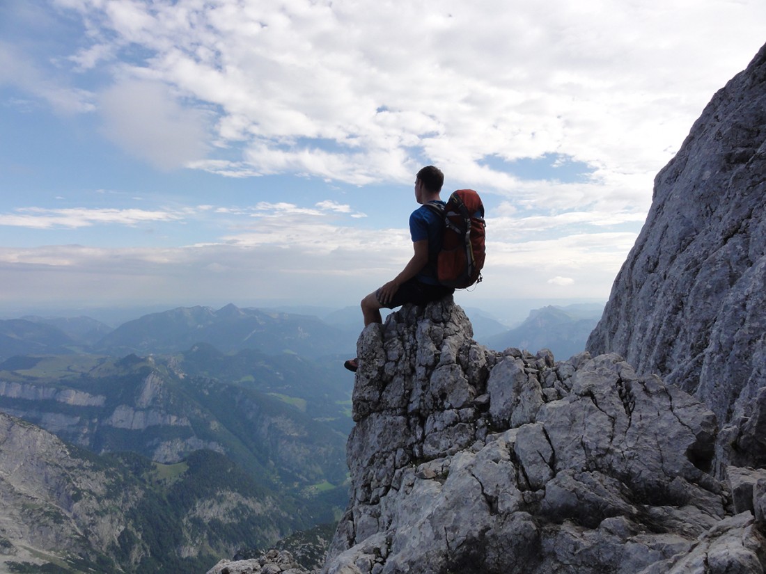 Arnoweg: Der Ausblick kurz vor dem Gipfel des Ochsenhorns ist großartig