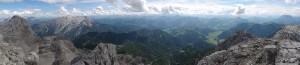 Arnoweg: Ausblick vom Großen Reifhorn (2488 m) Richtung Tirol