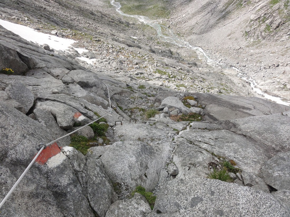 Arnoweg: Der Abstieg zum Sulzsee ist gut gesichert.