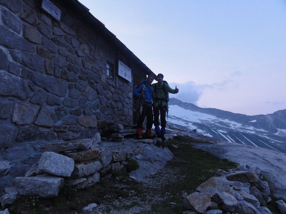 Arnoweg: Aufbruchstimmung vor der Karl-Fürst-Hütte