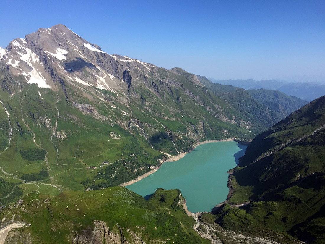 Arnoweg: Das Kitzsteinhorn mit dem unteren Speicher Wasserfallboden