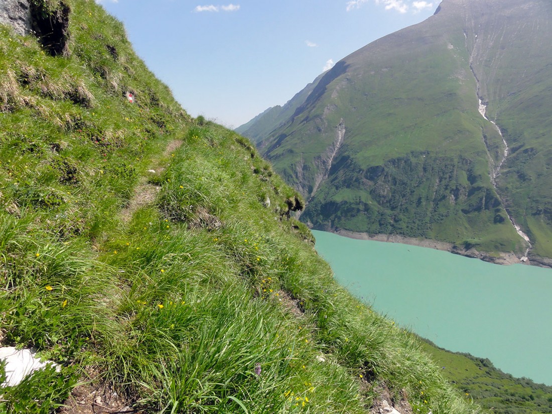 Arnoweg: Der Weg auf das Kitzsteinhorn über dem Wasserfallboden ist stellenweise kaum ausgetreten.
