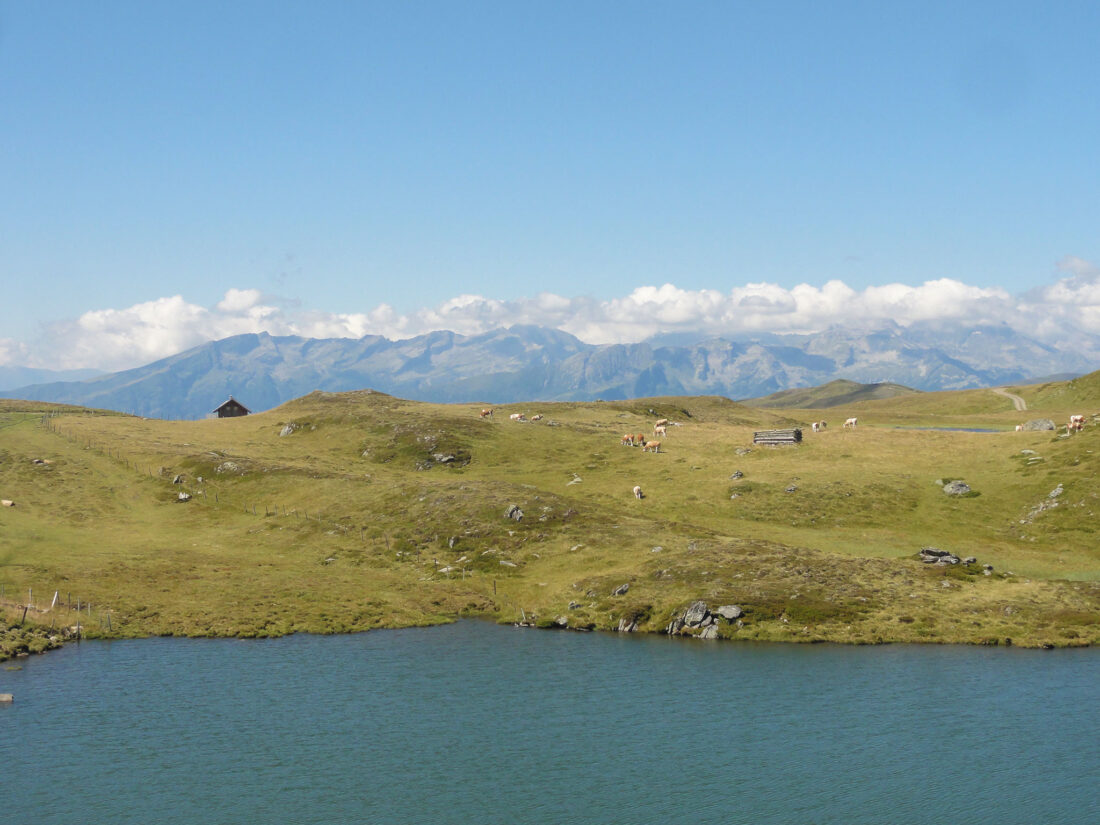 Arnoweg: Die Aussicht auf dieser Etappe ist ein stetiger Genuss.